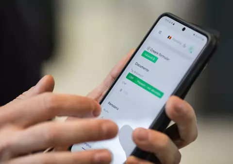 Formularul de localizare a pasagerului la intrarea în țară urmează să fie anulat, cel mai probabil vineri, într-o şedinţă de Guvern