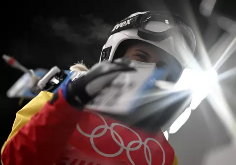 Patru români concurează duminică la Jocurile Olimpice de iarnă de la Beijing