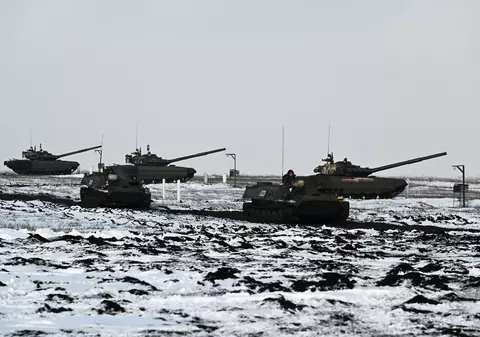 „Rusia caută un pretext pentru a începe războiul. Poate fi un fals atac terorist”, acuză șeful diplomaţiei SUA