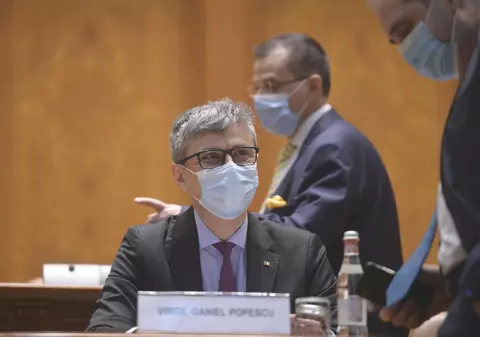 Moţiunea simplă împotriva ministrului Virgil Popescu a fost respinsă în Parlament