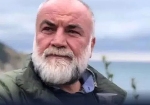 Un jurnalist din Turcia, împușcat mortal în biroul său. Atacatorul a fost arestat