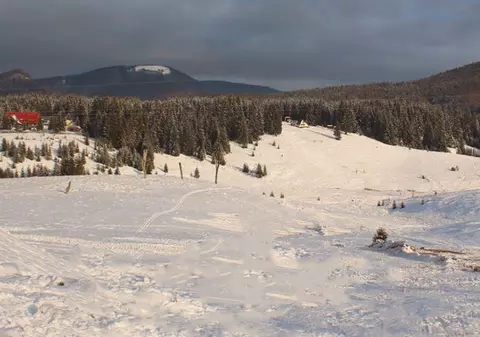 Noua stațiune montană a României. „Am redeschis pârtia de schi de puţin timp”