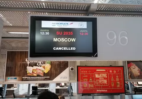 A fost anulat zborul direct București - Moscova. În Rusia se ajunge doar cu escală, ocolind zona de conflict