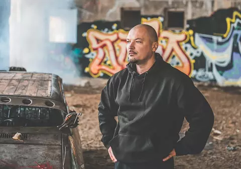 Povestea lui Puya. Cum a ajuns să semneze primul contract în muzică la 16 ani: „Frica de angajare pe mine m-a făcut să fiu celebru”