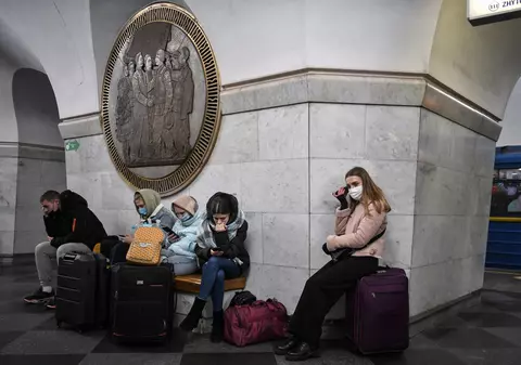 Român din Ucraina, despre sora rămasă la Kiev: „Plânge de dimineață, nu au cale de ieșire”