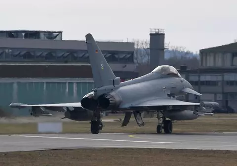 Trei avioane Eurofighter ale Forţelor aeriene germane ajung în această seară în România. Ce misiune au