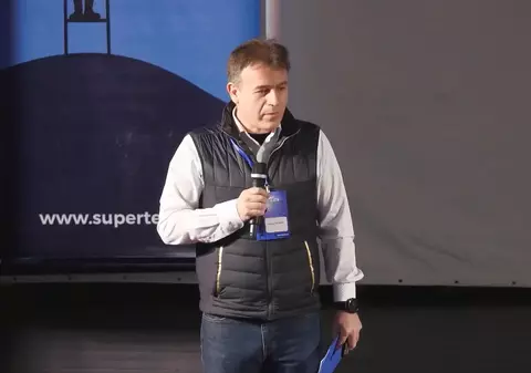 SPA pentru creier la Focșani. Cum ajungem să dăm bani pentru vrăjeală creativă în educație când nouă ni se culcă flămânzi un sfert din copii