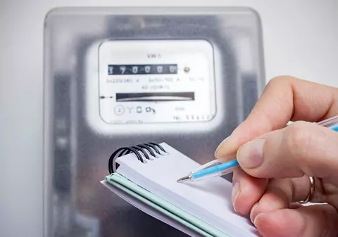 Grecia va oferi persoanelor care limitează cel mai mult consumul de energie subvenții mai mari pentru plata facturilor