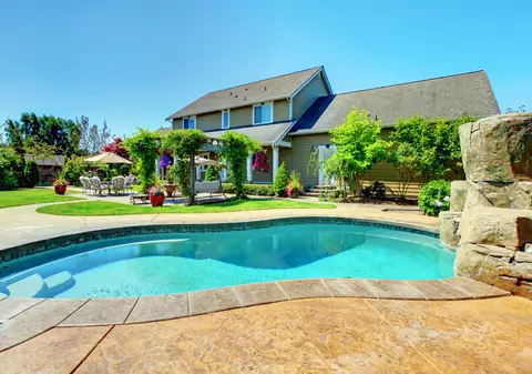 Beneficiile pe care ți le oferă o piscină