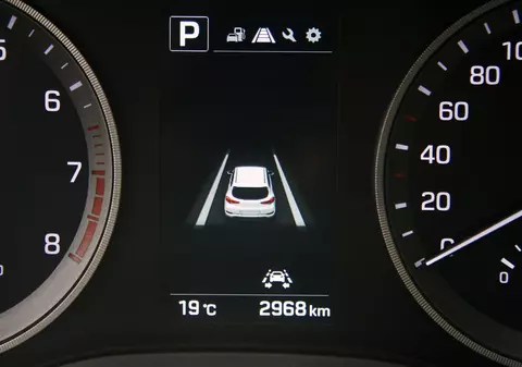 Sistemul „Lane Assist” – ce înseamnă și cum funcționează