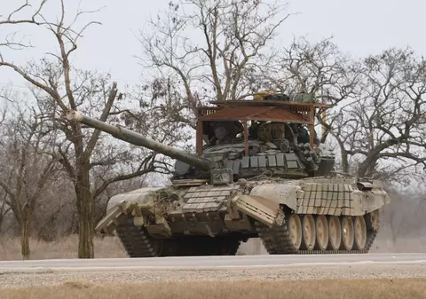 Cum arată o știre falsă: „țiganii” ucraineni nu au furat un tanc al rușilor, ci au luptat și l-au capturat. Romii au murit cu miile pentru România!