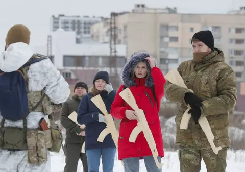 Sondaj european: românii cred că Rusia va invada Ucraina și vor să o protejeze, chiar dacă asta înseamnă prețuri mai mari la energie