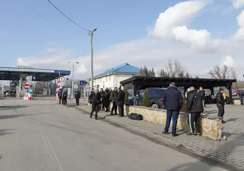 Grupuri de bărbaţi ucraineni, descoperite pe teritoriul României de polițiștii de frontieră din Maramureș