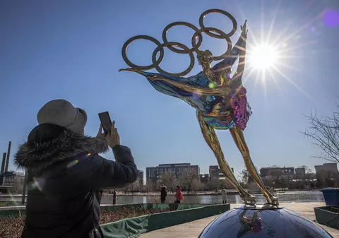 Sportivii care participă la Jocurile Olimpice de la Beijing, îndemnați de FBI să-și lase acasă telefoanele personale