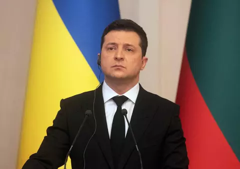 Volodimir Zelenski: Ziua a fost grea, dar noaptea va fi şi mai grea. Nu trebuie să pierdem capitala