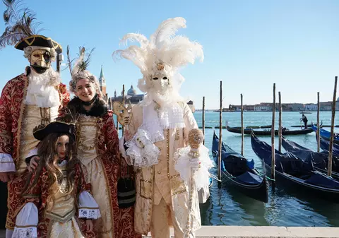 „Carnavalul speranței” a început la Veneția, după doi ani de pauză din cauza COVID