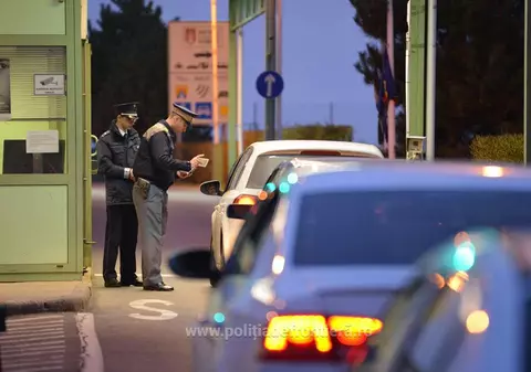 Timpi de așteptare între o oră și trei ore la granițe, după ce autoritățile maghiare au modificat din nou procedurile de control pentru ucraineni