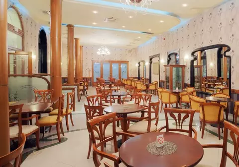 Cum să amenajezi un restaurant cu ajutorul tapetului?