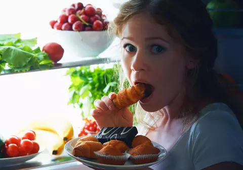 Alimente pe care să nu le mănânci înainte de culcare