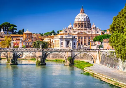 Basilica Sfântul Petru din Roma - cea mai mare catedrală din lume
