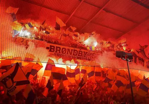 Ultrașii clubului danez de fotbal Brondby s-au înrolat în Legiunea Internațională pentru a lupta împotriva Rusiei