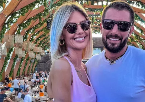 Cum au fost surprinși Cătălin Cazacu și Ramona Olaru după zvonurile despărțirii. Imaginile care i-au dat de gol