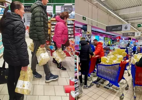 GRAFIC. Cu cât s-au scumpit alimentele esențiale în ultimii 3 ani? Cea mai mică diferență este la zahăr, iar cea mai mare - la ulei