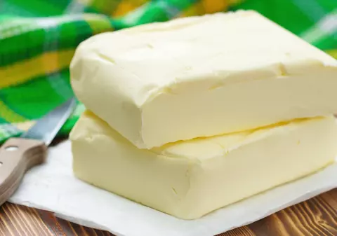 Diferența dintre unt și margarină. Care este opțiunea mai sănătoasă