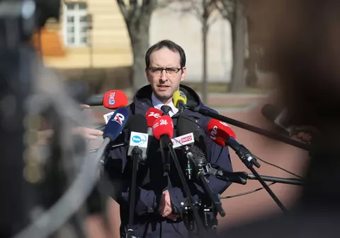 Polonia expulzează 45 de spioni ruşi „care se dădeau drept diplomaţi”