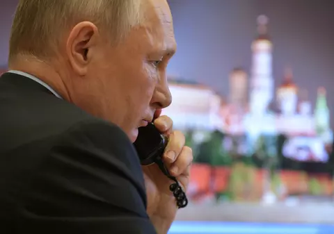 Președintele Finlandei a sesizat „ceva neobișnuit” în timpul unei convorbiri telefonice cu Vladimir Putin: „De obicei, conversațiile se terminau doar cu un rămas bun”