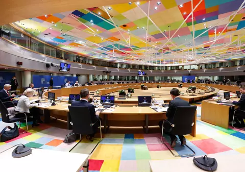 Statele UE au convenit să înceapă procedurile de aderare ale Ucrainei, Republicii Moldova și Georgiei