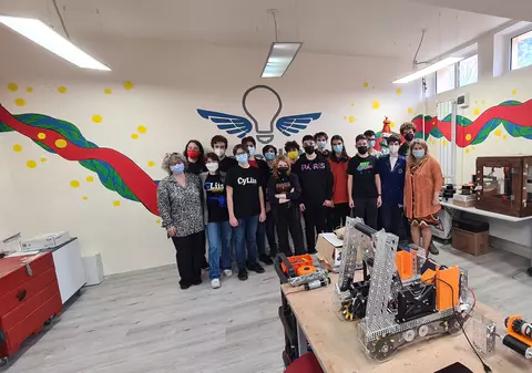 Directoarea unui liceu din Iași care a accesat fonduri europene de peste 1 milion de euro: „Cred că doar la sport nu avem softuri educaționale”