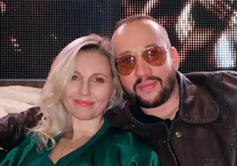 Mihaela Cernea, solista trupei Class, divorțează după 18 ani de căsnicie. Reacția lui Costin Craioveanu