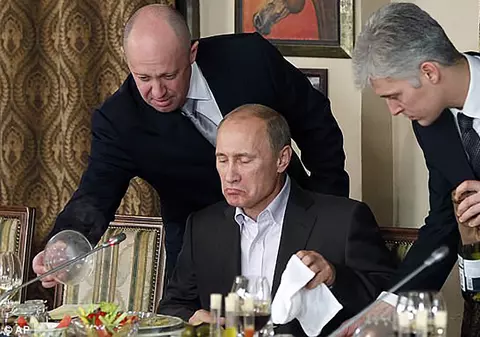 „Bucătarul lui Putin” a ajuns pe lista „most wanted” a FBI, care oferă un sfert de milion de dolari pentru informații care să ajute la arestarea lui