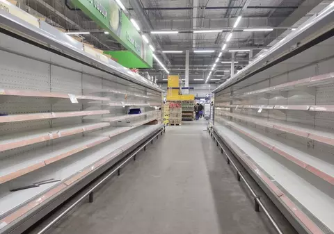 Efectele războiului și ale restricțiilor: rafturile cu pamperși s-au golit în Rusia, prețurile s-au dublat