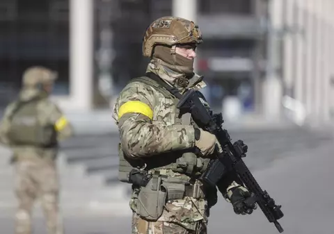 Kievul anunță o „anchetă imediată” după apariția unor imagini în care, potrivit Rusiei, ucrainenii împușcă în genunchi soldați ruși capturați