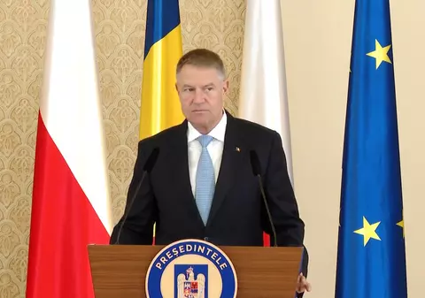 VIDEO | Momentul în care avertizarea RO-ALERT a întrerupt discursul lui Klaus Iohannis ținut lângă președintele Poloniei