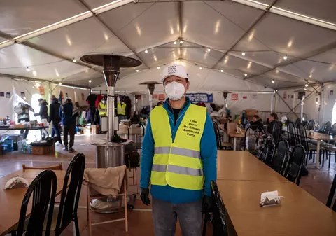 CORESPONDENȚĂ. La granița dintre Polonia și Ucraina, refugiații sunt ajutați și de voluntari și de activiști chinezi. Cine sunt disidenții?