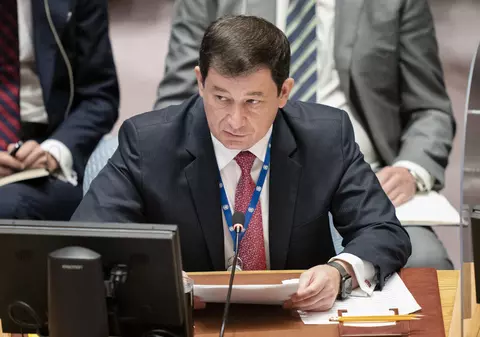 Întrebat dacă Rusia va folosi armele nucleare, trimisul Moscovei la ONU spune: „Dacă este provocată de NATO, de ce nu?”