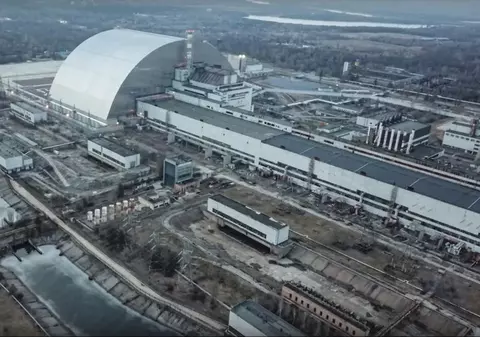 Norul de fum din zona Cernobîl se va deplasa spre Rusia. Anunțul meteorologilor