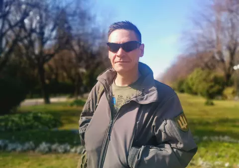 Povestea disidentului rus care vrea să lupte pentru Ucraina, aflat acum în București: „Sunt pregătit să mor pentru libertate”