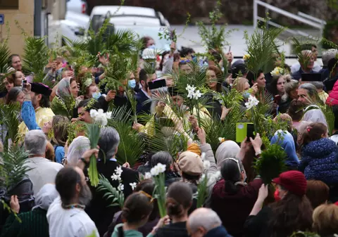 VIDEO | Mii de credincioși au participat la pelerinajul de Florii din Capitală, organizat după doi ani de restricții