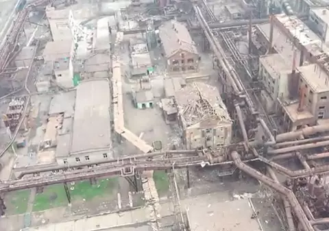 Imagini din dronă cu uzina Azovstal, ultimul bastion al rezistenței ucrainenilor din Mariupol, publicate de agenția rusă de știri