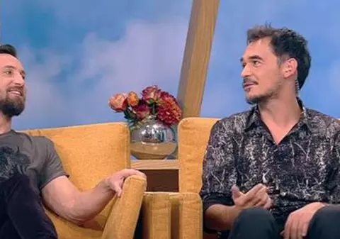 Discuție aprinsă între Răzvan Simion și Dani Oțil, în direct la TV. „Nu-ți mai da ochii peste cap, mă, lebădoiule!”