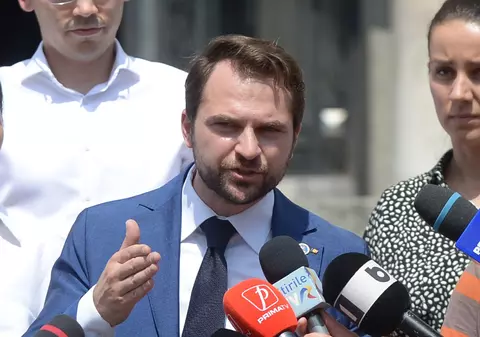PNL îi reproşează lui Clotilde Armand că blochează „abuziv” iniţiativele. Sebastian Burduja propune schimbarea legii