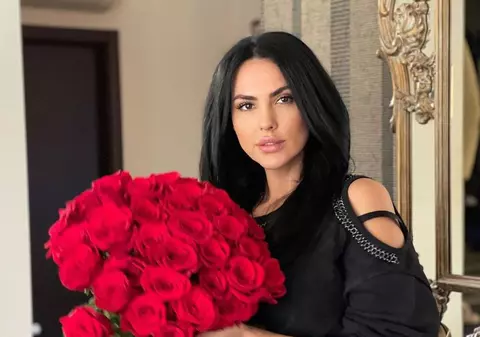 Anunțul făcut de Lavinia Pîrva la 3 ani după ce a devenit mamă: „Aștept propunerile”. Sacrificiile făcute de soția lui Ștefan Bănică după ce a născut