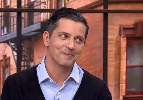 Lucian Viziru a spus cu ce vedetă din showbiz ar fi vrut să aibă o aventură. „Asta ca să mă și împac cu ea, cu ocazia asta”