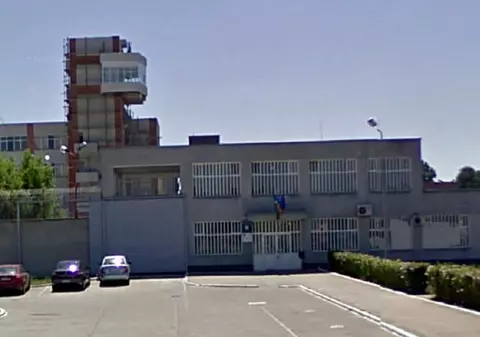 Un polițist al Penitenciarului Arad a fost găsit împuşcat la serviciu. Procurorii fac verificări. A fost deschisă și o anchetă internă