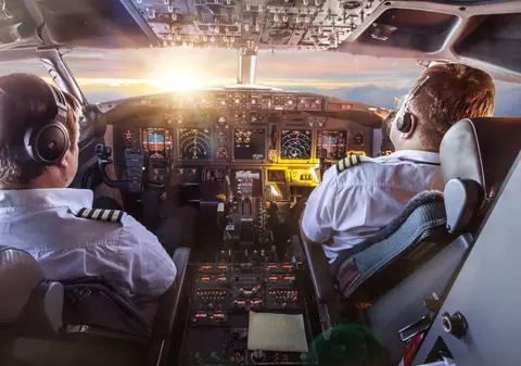 Ce înseamnă „ROGER” în imbajul piloților