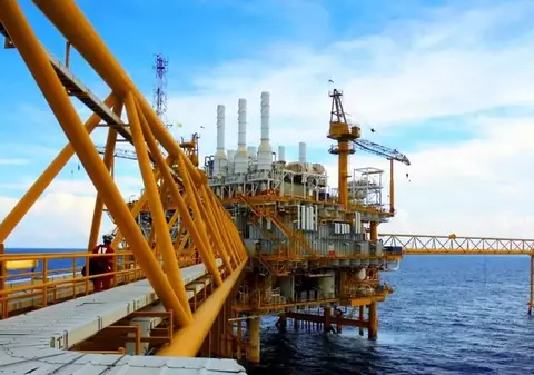 Bătălia pentru Neptun Deep. Ministerul Energiei și companiile din subordine, procese pe bandă cu organizațiile de mediu. Miza: securitatea energetică a României